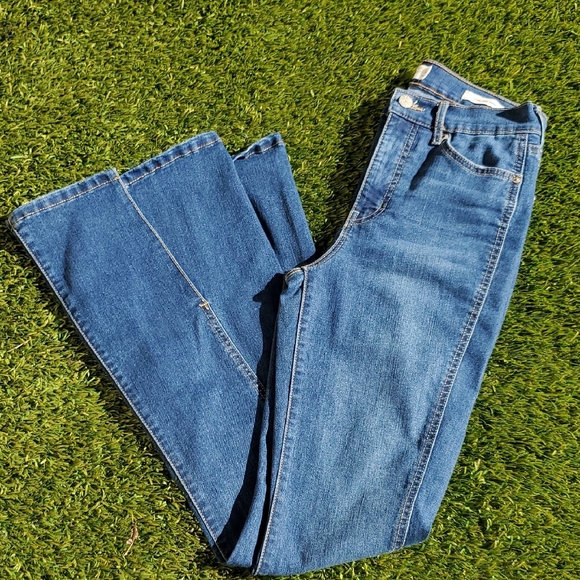 Jessica Simpson Stylish Women's Blue Flare Jeans 4/27 Open Slit Jeans - Picture 11 of 11